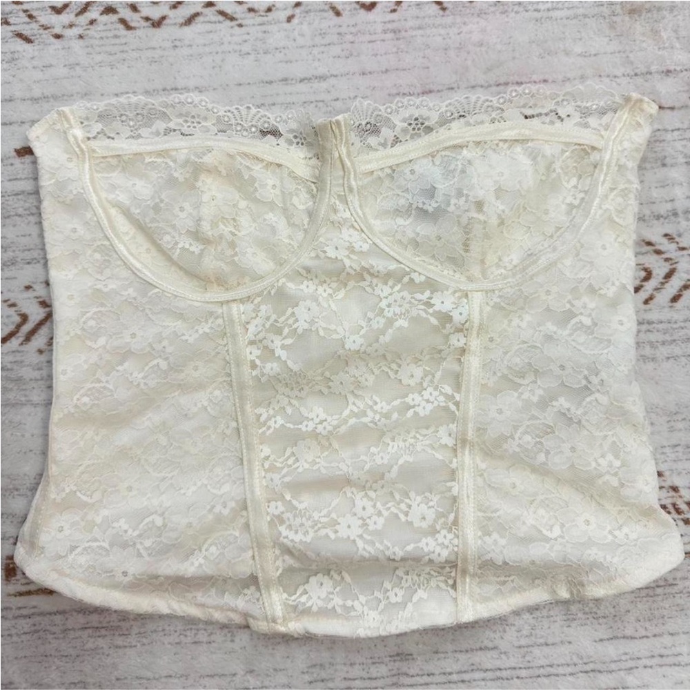 Forever 21 Cream lace corset top with zipper